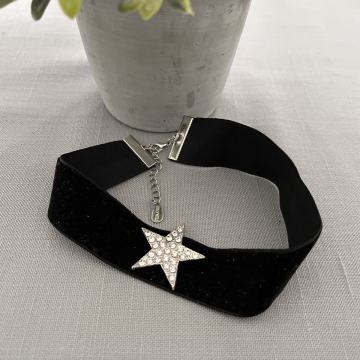 Choker sa zvijezdom TOTALNA ČISTKA