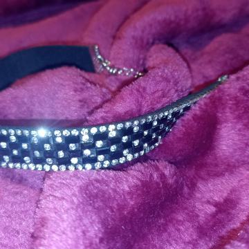 CRNI ČOKER CHOKER SEXY CRNA OGRLICA CIRKON SREBRO