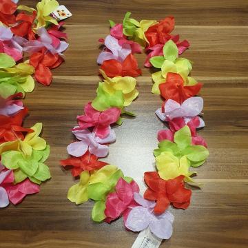 NOVO cvjetne ogrlice