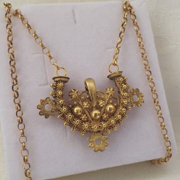 DALMATINSKA OGRLICA PRIVJESAK  KOŠARICA POZLAĆENO SREBRO 19.St.