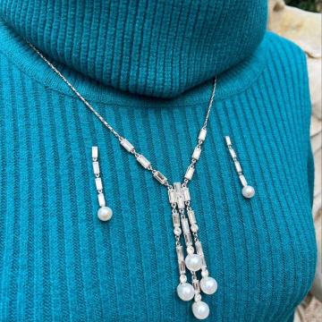 Dizajnerski set ogrlice i naušnica "Ben Amun" Nježni biseri i kristali