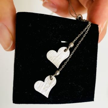 ELEGANTAN LANČIĆ S DVA SRCA