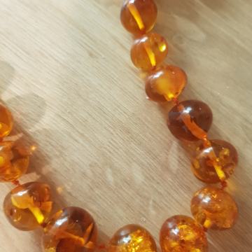 jantarna ogrlica zenska