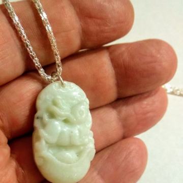 Kineski horoskop - 
privjesak od ŽADA - ZEC
 + posrebreni LANČIĆ