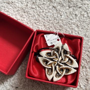 Kozna Ogrlica sa Belgijskim Kamenom