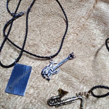 OGRLICE UNIKATNE, SAX, GITARA, NOTE,,,,