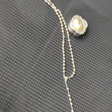 Krunica od bisernih perlica sa kutijom!! NOVO!