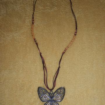 LAGANA ŽENSKA OGRLICA - PRIVJESAK LEPTIR
