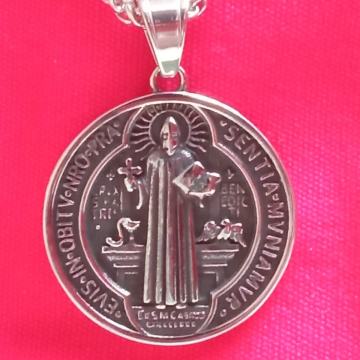 Lančić by THOMPSON! Sveti Benedikt