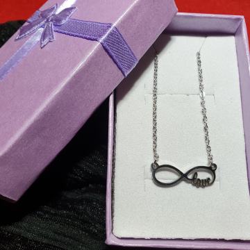 Lančić kirurški čelik infinity i natpis Love