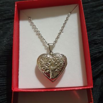 Lančić kirurški čelik medaljon srce