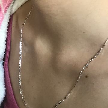 Lančić / ogrlica- bižuterija