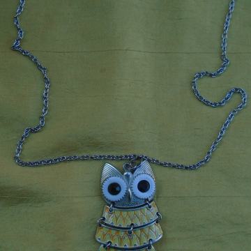 Lančić sa prekrasnim privjeskom sove