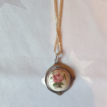 Lančić i privjesak