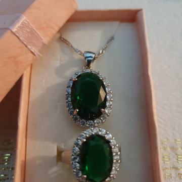 Lančić ( prsten je prodan )