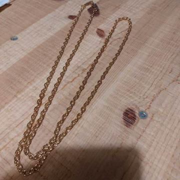 Metalni lančić dugi