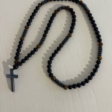 Muska ogrlica od crnog opsidijana i perlicama od tigrovog oka