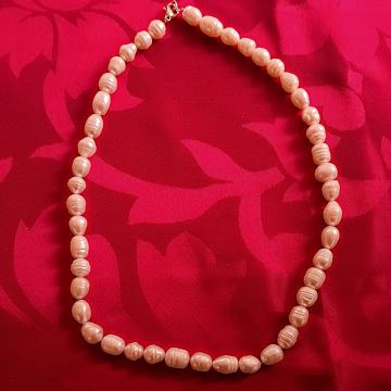 Nakit, Ogrlica od riječnih bisera