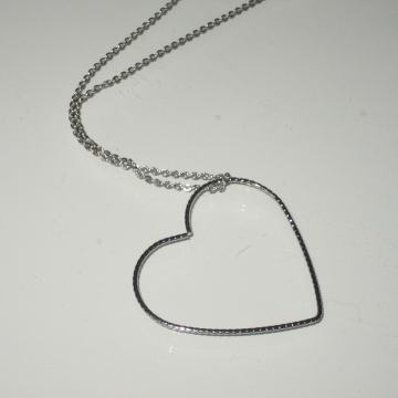 OGRLICA LANČIĆ BOJA SREBRA S PRIVJESKOM SRCE - NOVO