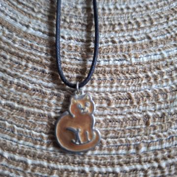 Ogrlica Lančić maca mačka smeđa