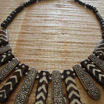 Ogrlica 4 (devina kost)