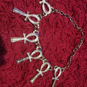 ogrlica ankh....