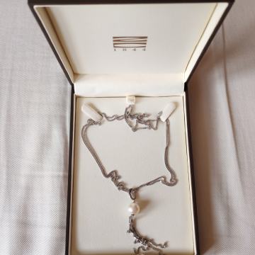 Ogrlica bijelo zlato s briljantima i biserom