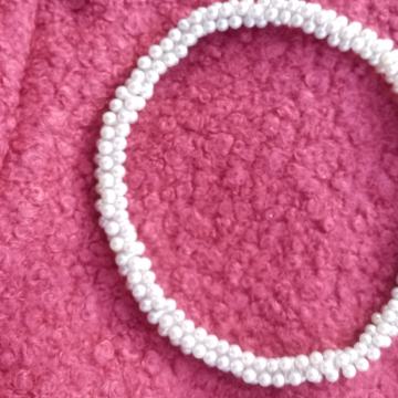 ogrlica blijedo lila