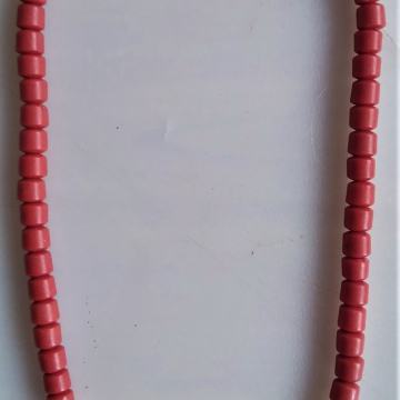 ogrlica od brušenog koralja