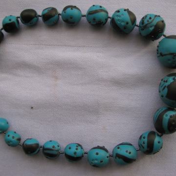 OGRLICA Crno-Plave kuglice.38 cm. SAND-2