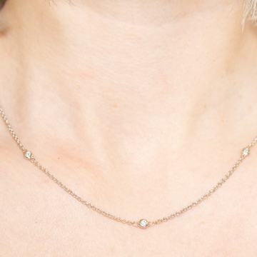 OGRLICA S DIJAMANTIĆIMA 0,05ct. 18K (750) 4,37g NOVO • GOLD SHOP •