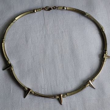 OGRLICA. Gladijator. Bakar šiljci. 41 cm. Mob