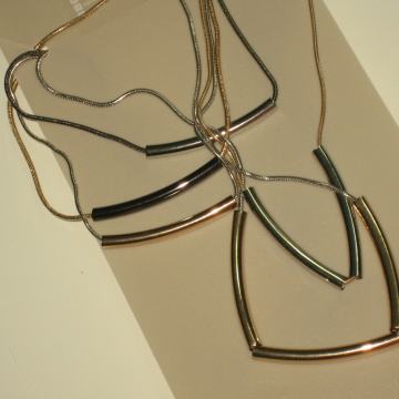 NOVA OGRLICA  KOMBINACIJA ZLATA I SREBRA