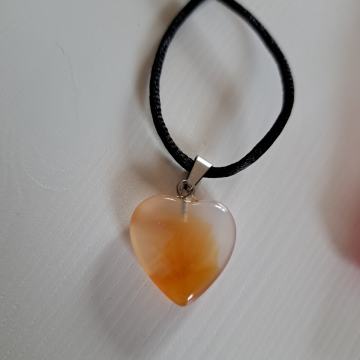 Novo - Ogrlica sa karneol privjeskom u obliku srca