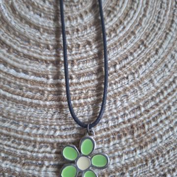 Ogrlica lančić cvijet 10