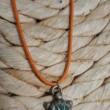 Ogrlica lančić kornjača Jamajka