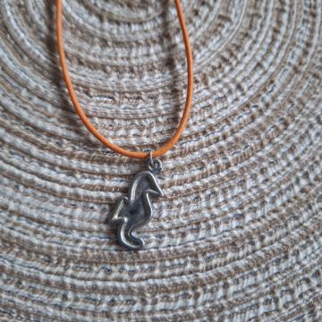 Ogrlica lančić Morski konjić srebrni