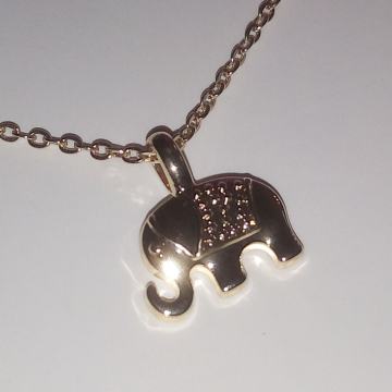OGRLICA - LANČIĆ S PRIVJESKOM SLONIĆA - NOVO