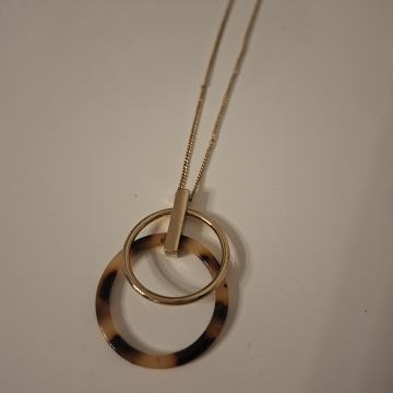 OGRLICA - LANČIĆ S TIGRASTIM DETALJIMA  - NOVO