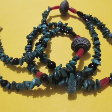 OGRLICA - MALAHIT I KORALJI