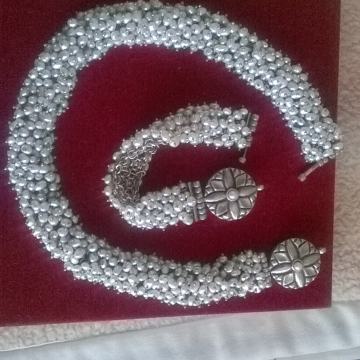 ogrlica sa narukvicom od riječnih bisera