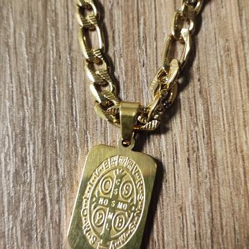 Ogrlica od nehrđajućeg čelika sa privjeskom sv. Benedikta
