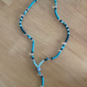 Ogrlica s poludragim kamenjem