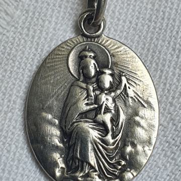 PRIVJESAK MEDALJON MAJKA GOSPA S DJETETOM 19.st