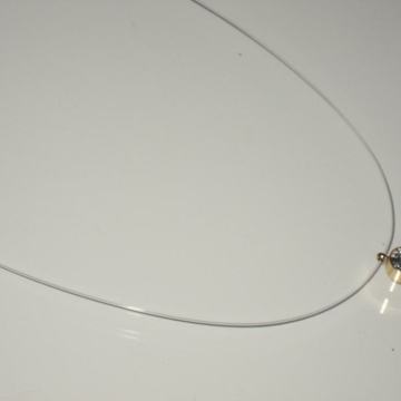 Diskretna ogrlica na sajli - NOVO