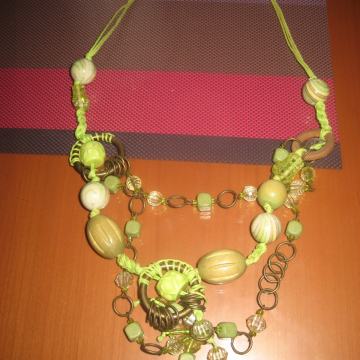 ZELENA OGRLICA  - NOVA