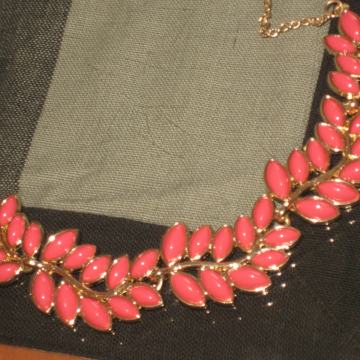 OGRLICA NOVA  - NEW YORKER