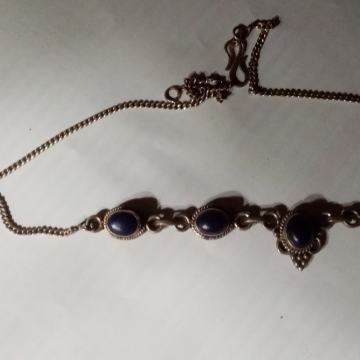 ogrlica od srebra i lapis lazuli
