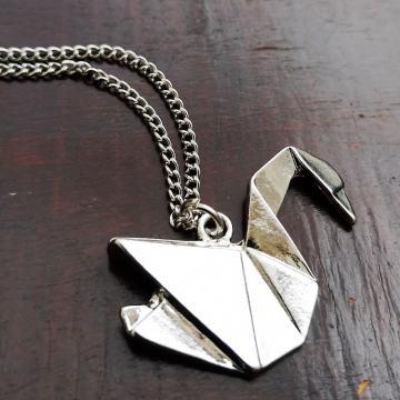 Ogrlica srebrni labud