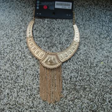 ogrlica, nekad 149kn a sad 10 Eur ,Novo,vidi sliku!